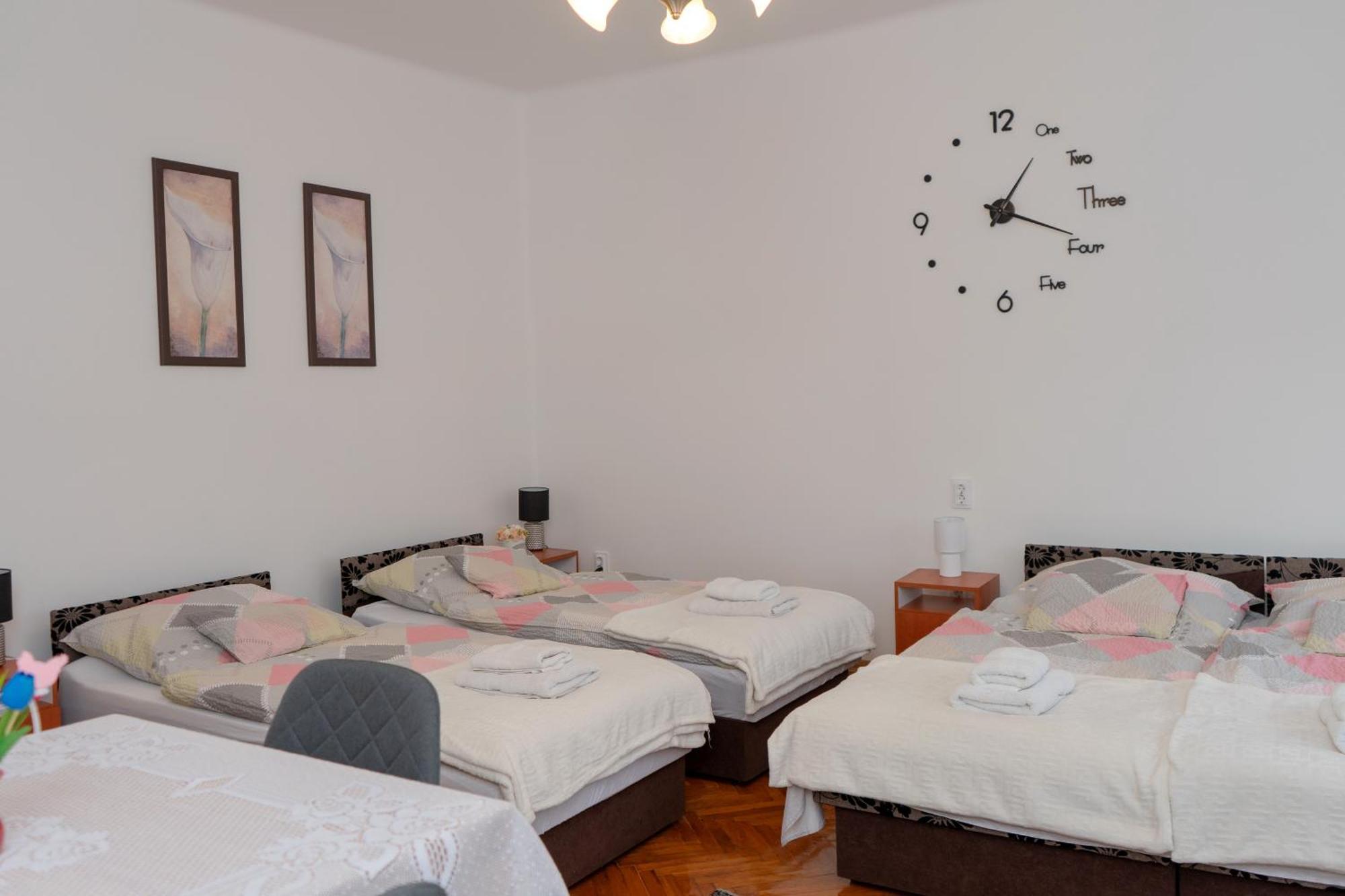 Komáromi Vendégház Erdőhorváti Extérieur photo
